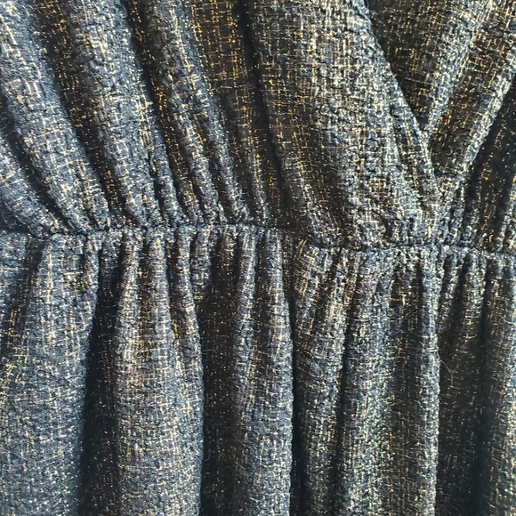 NWT Leith Black and Gold Metallic Sursplice Romper Elastic Waist Size Large - Picture 6 of 8